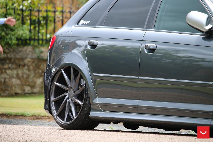 Детали экстерьера Audi RS3 Sportback on Vossen Wheels (CVT) 2017 года  (фото 19 из 28)